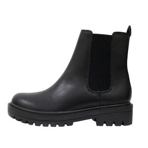 Soda Black Faux Leather Lug Sole Chelsea Boots Women's Ankle‎ Boots